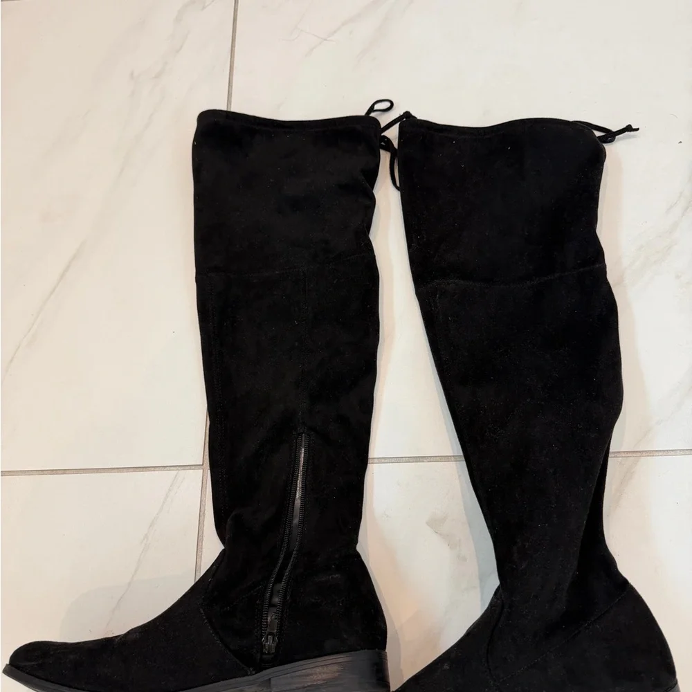 Black Over-the-Knee Suede Riding Boots